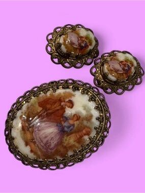Vintage West Germany Fragonard Porcelain Courting Couple brooch & earrings